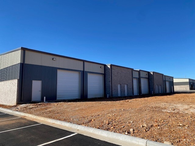 2303 Worth Ln, Springdale, AR to rent - Building Photo - Image 3 of 7