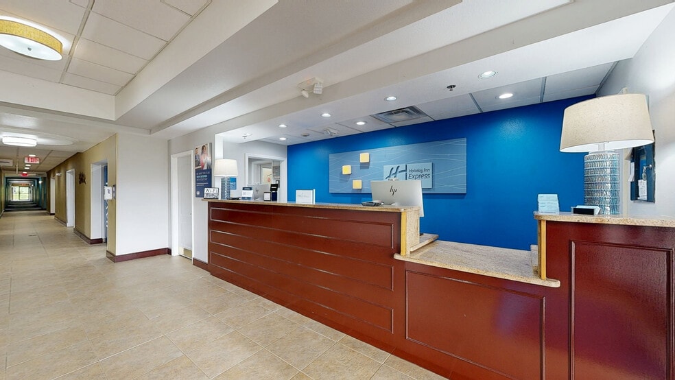 1810 S Highway 27, Clermont, FL for sale - Matterport 3D Scan - Image 3 of 33