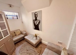 89 Liverpool Rd, Manchester to rent Interior Photo- Image 2 of 3