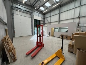 Ash Ct, Nottingham to rent Interior Photo- Image 1 of 2