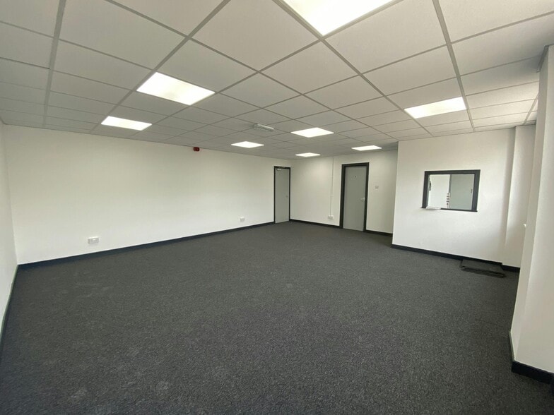 Burntbroom St, Glasgow to rent - Building Photo - Image 3 of 5