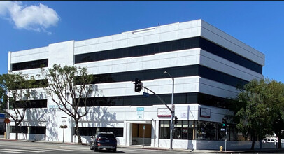 4419 Van Nuys Blvd, Sherman Oaks, CA for rent Building Photo- Image 1 of 5