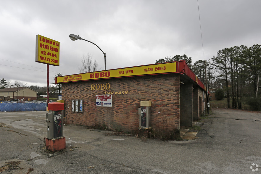 2009 N Main St, London, KY for rent - Primary Photo - Image 1 of 4