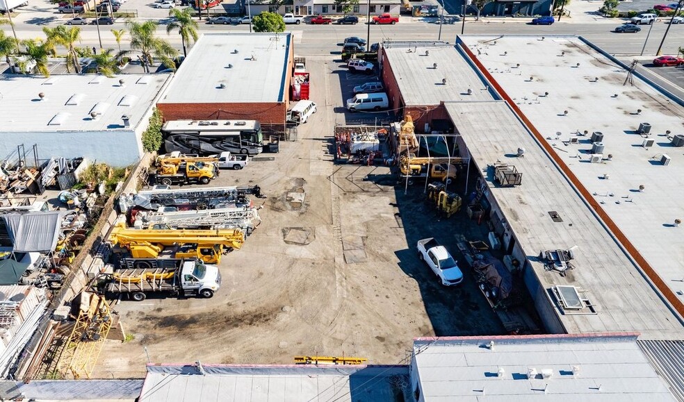 16531-16539 S Broadway St, Gardena, CA for sale - Building Photo - Image 2 of 11