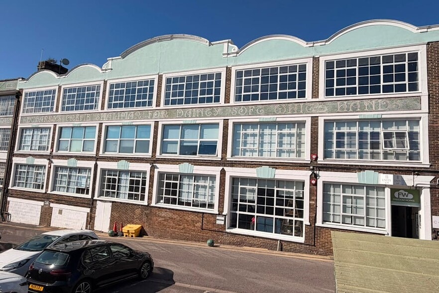 Fonthill Rd, Hove to rent - Building Photo - Image 2 of 3