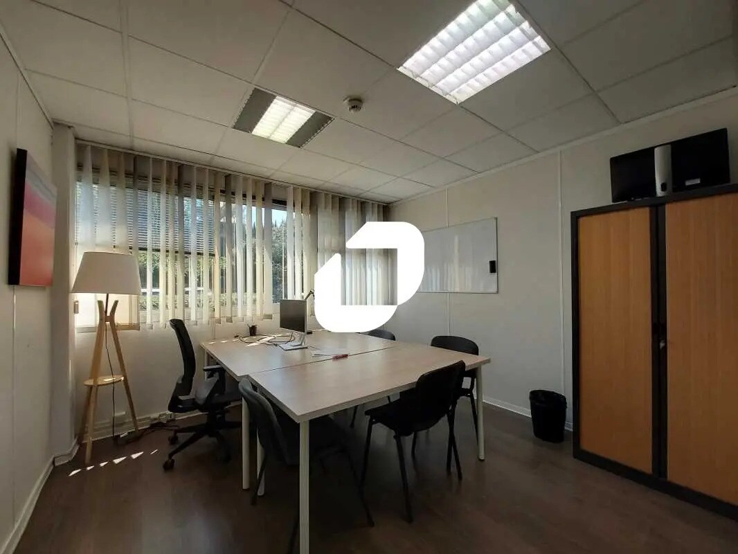 Office in Baillargues to rent Interior Photo- Image 1 of 13