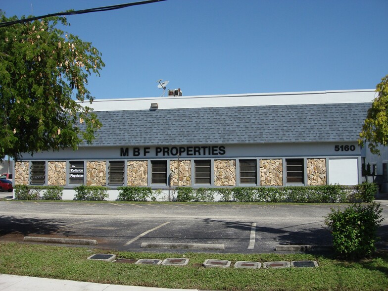 5130 NW 15th St, Margate, FL for rent - Building Photo - Image 3 of 5