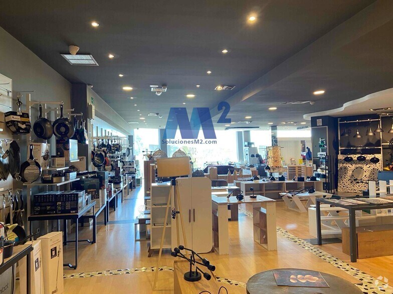 Industrial in Algete, Madrid to rent - Building Photo - Image 2 of 7