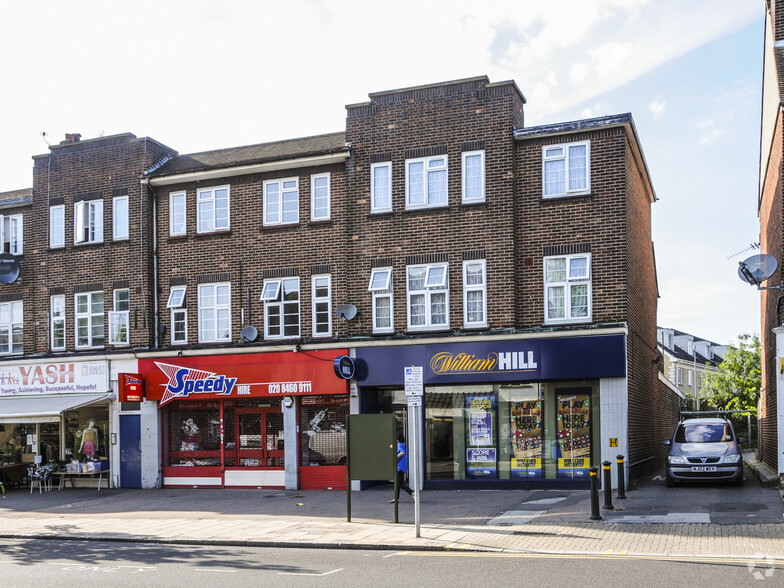 93-95 Burnt Ash Ln, Bromley for rent - Primary Photo - Image 1 of 3