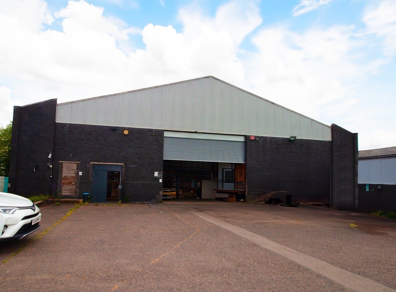 Torrington Av, Coventry to rent Building Photo- Image 1 of 6