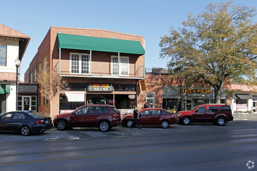 215217 W Boyd St, Norman 73069 UK