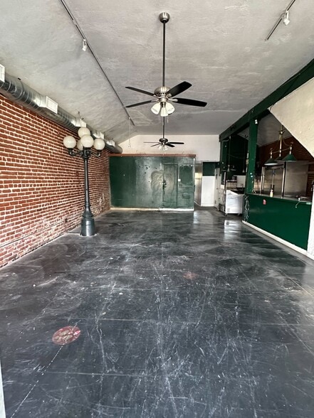 3301-3311 Motor Ave, Los Angeles, CA to rent - Building Photo - Image 2 of 12