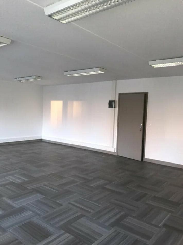 Office in Créteil to rent Interior Photo- Image 1 of 2