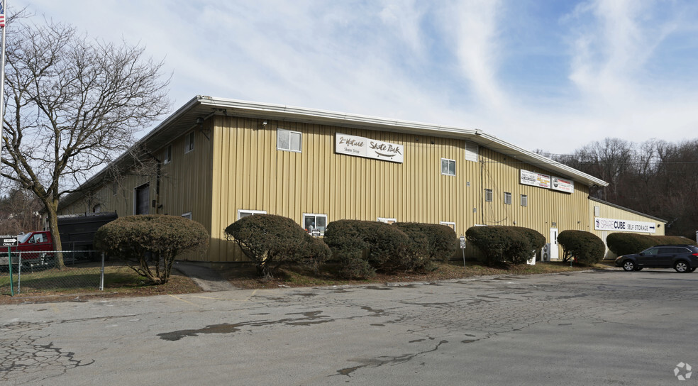 1 Highland Industrial Park Dr, Peekskill, NY for rent - Primary Photo - Image 1 of 7