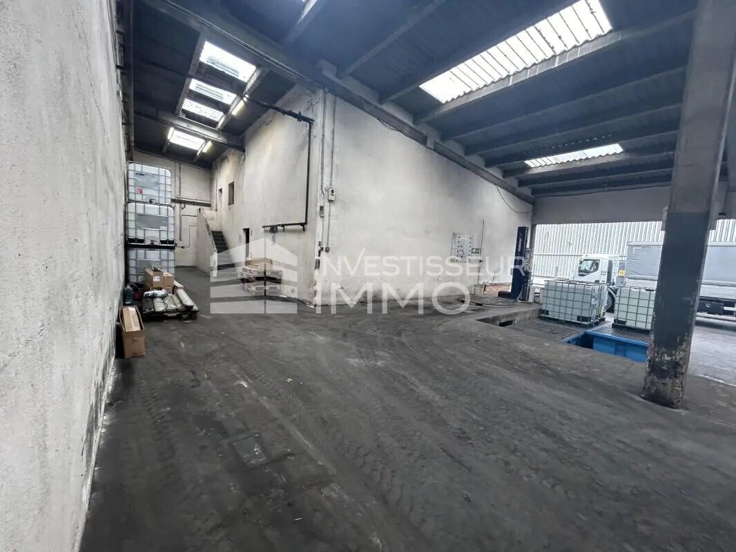 Light Industrial in Vitry-sur-Seine for sale Interior Photo- Image 1 of 4