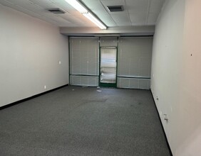 5201-5220 E Pacific Coast Hwy, Long Beach, CA for rent Building Photo- Image 1 of 4