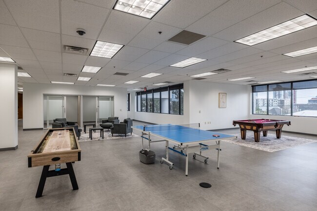 More details for 1 Music Cir N, Nashville, TN - Co-working to Rent