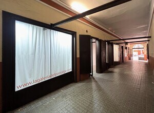 Retail in Igualada, Barcelona to rent Building Photo- Image 2 of 5