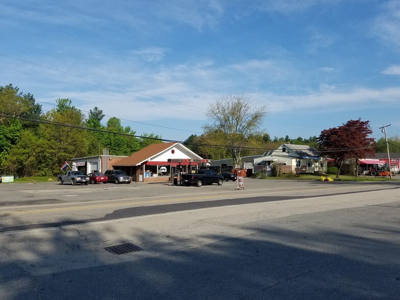 408 Electric Ave, Lunenburg 01462 UK