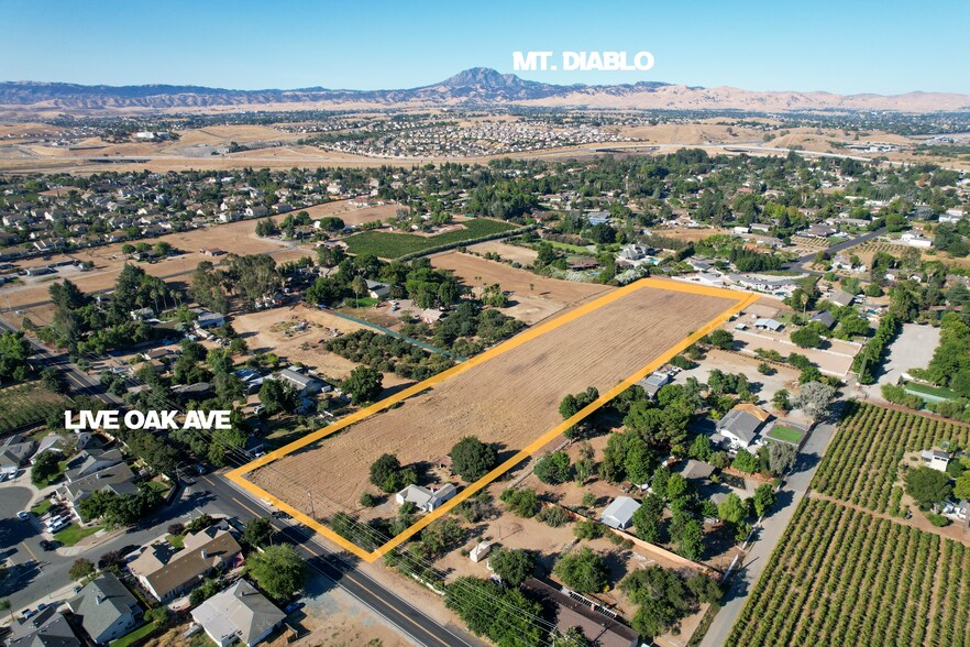 4761 Live Oak Ave, Oakley, CA for sale - Primary Photo - Image 1 of 11