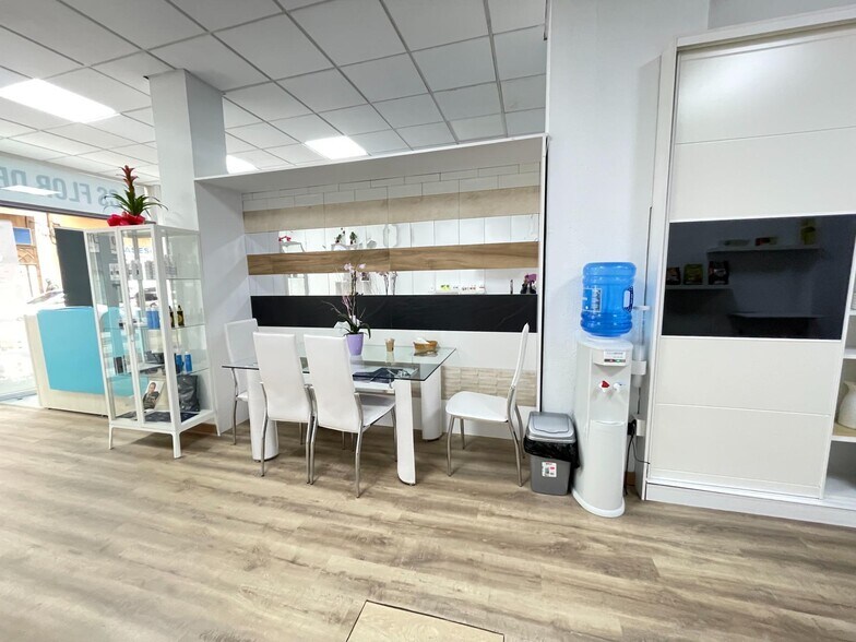 Calle de los Hermanos Pinzón, 4, Zaragoza, Zaragoza for sale - Interior Photo - Image 1 of 12