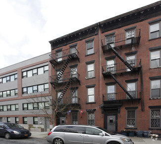 More details for 105 Boerum Pl, Brooklyn, NY - Residential for Sale