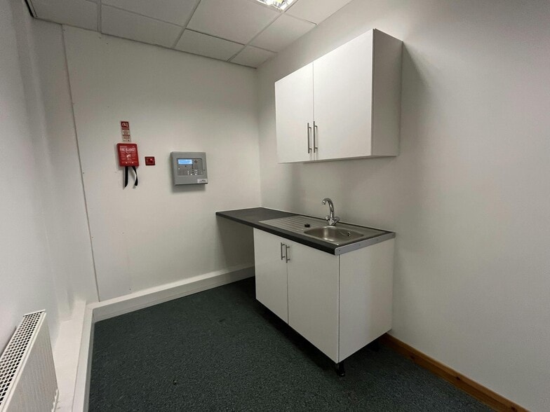 Trinity Way, Banbury to rent - Interior Photo - Image 3 of 72