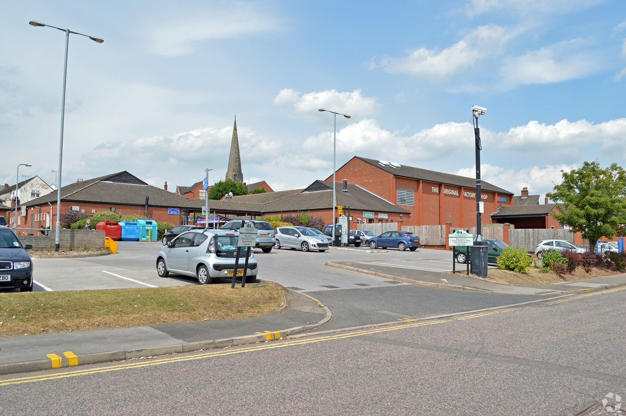 1 Trinity Sq, Uttoxeter for sale Primary Photo- Image 1 of 1