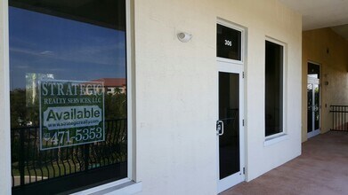 2475 Mercer Ave, West Palm Beach, FL to rent Building Photo- Image 1 of 5