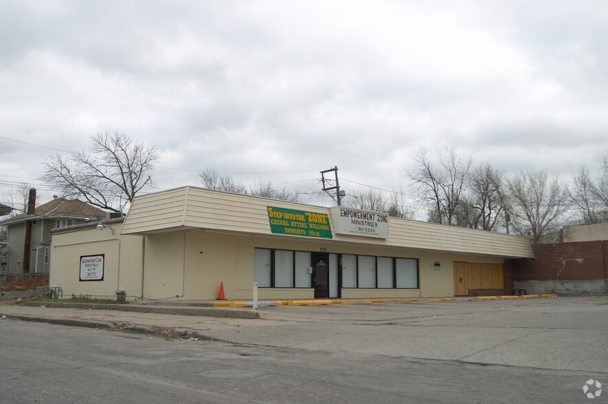 5701-5707 Troost Ave, Kansas City, MO for sale - Building Photo - Image 2 of 5