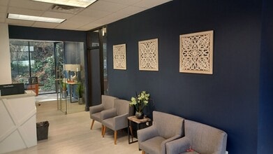 2550 Heritage Ct, Atlanta, GA to rent Interior Photo- Image 1 of 4