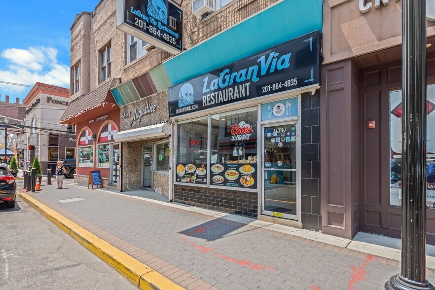 3903-3905 Bergenline Ave, Union City, NJ for sale - Building Photo - Image 1 of 1