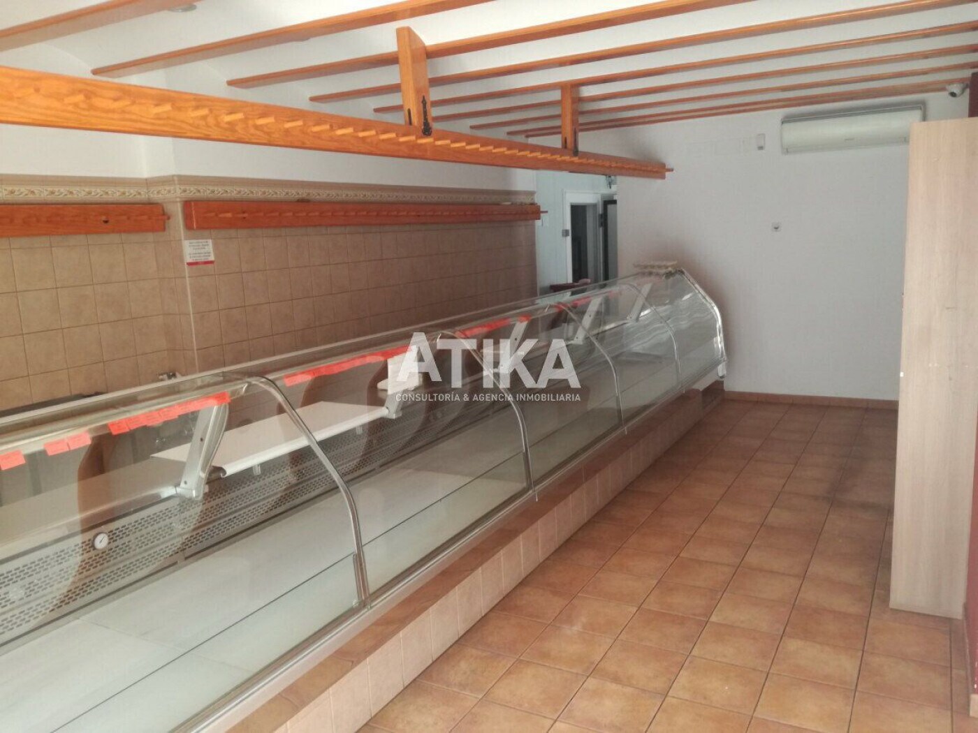 Retail in Ontinyent, Valencia for sale Primary Photo- Image 1 of 21