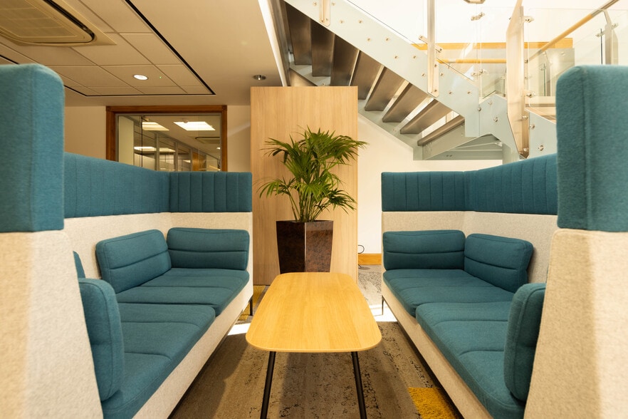 Selby Rd, Leeds to rent - Interior Photo - Image 3 of 13