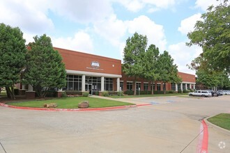 2550 SW Grapevine Pky, Grapevine, TX for rent Building Photo- Image 1 of 9