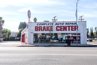 18556 Ventura Blvd, Tarzana, CA for sale Building Photo- Image 1 of 1