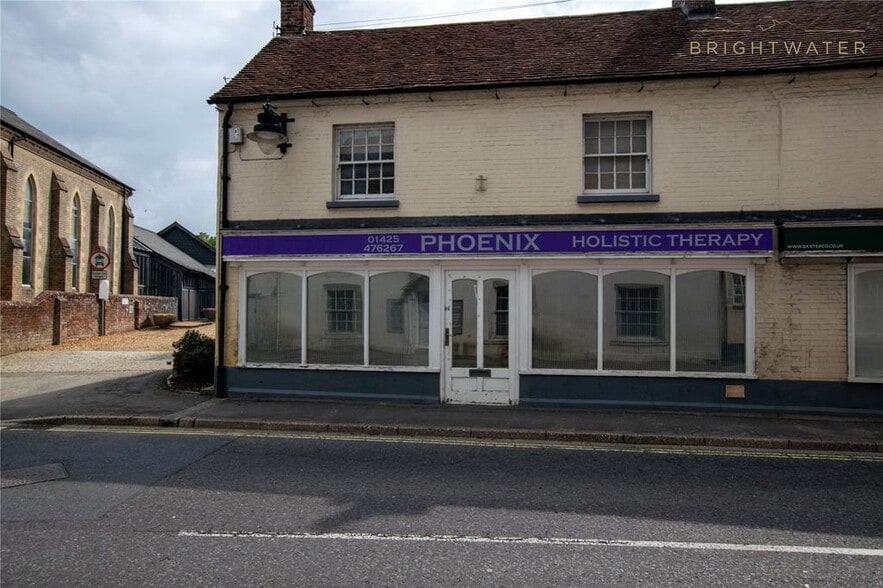 55 Christchurch Rd, Ringwood to rent - Building Photo - Image 2 of 3