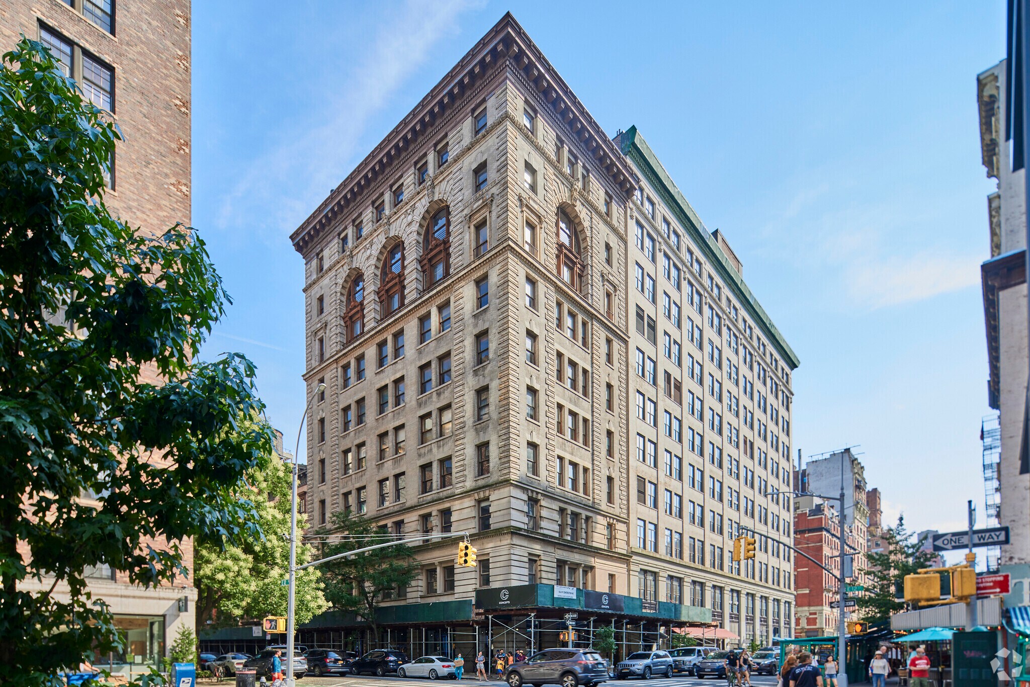 99 University Pl, New York, NY to rent Building Photo- Image 1 of 6