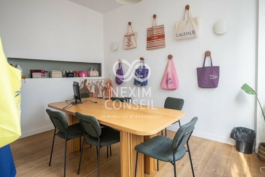 Industrial in Paris to rent - Building Photo - Image 3 of 15
