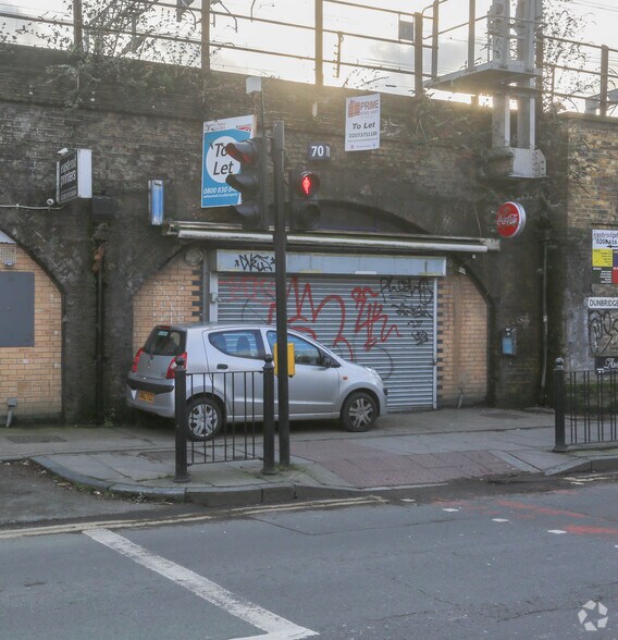 Dunbridge St, London to rent - Building Photo - Image 2 of 8
