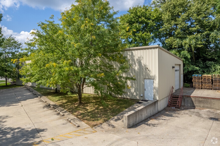3862 Race Rd, Cincinnati, OH to rent - Building Photo - Image 3 of 24