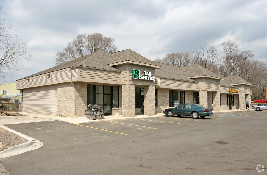 3280 S Waverly Rd, Lansing, MI for sale - Building Photo - Image 2 of 4