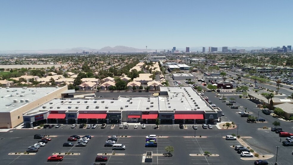 2200-2218 S Rainbow Blvd, Las Vegas, NV for rent - Building Photo - Image 3 of 5