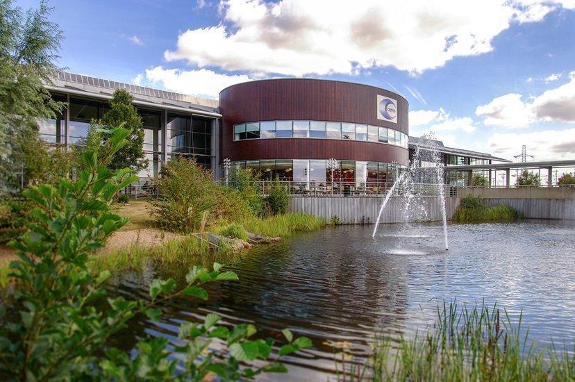 Marsh Way, Rainham to rent - Building Photo - Image 1 of 6