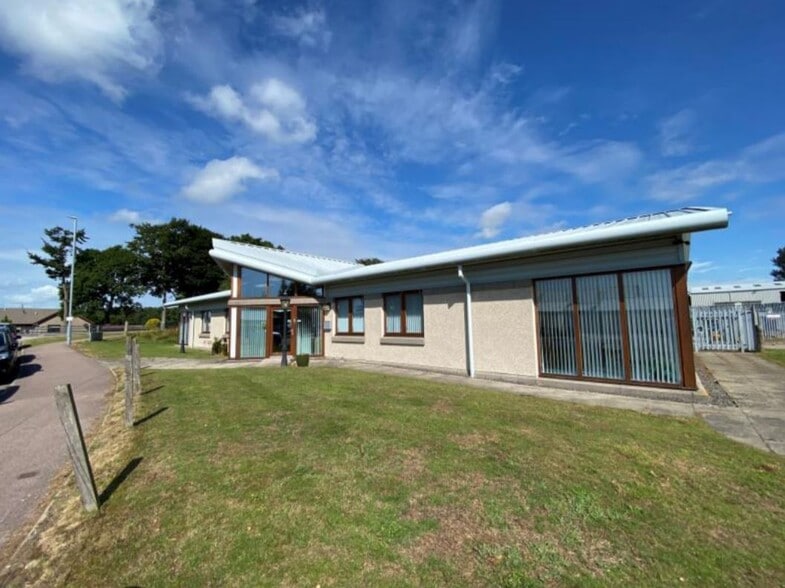 Morrison Way, Kintore for sale - Primary Photo - Image 1 of 1