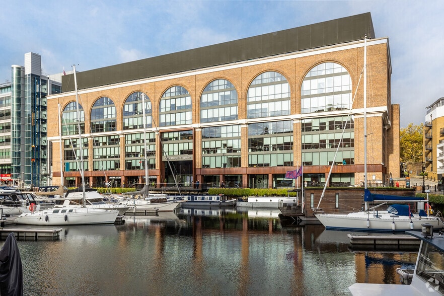 St Katherine Docks, London to rent - Building Photo - Image 3 of 7