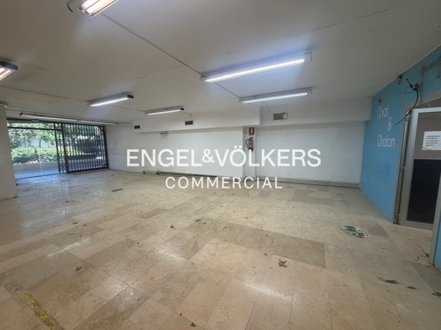 Esplugues de Llobregat, BAR 08950 - Unit 1 -  - Interior Photo - Image 2 of 17