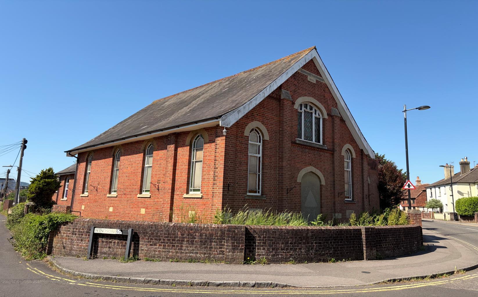 Windsor Road, Petersfield for sale Primary Photo- Image 1 of 6