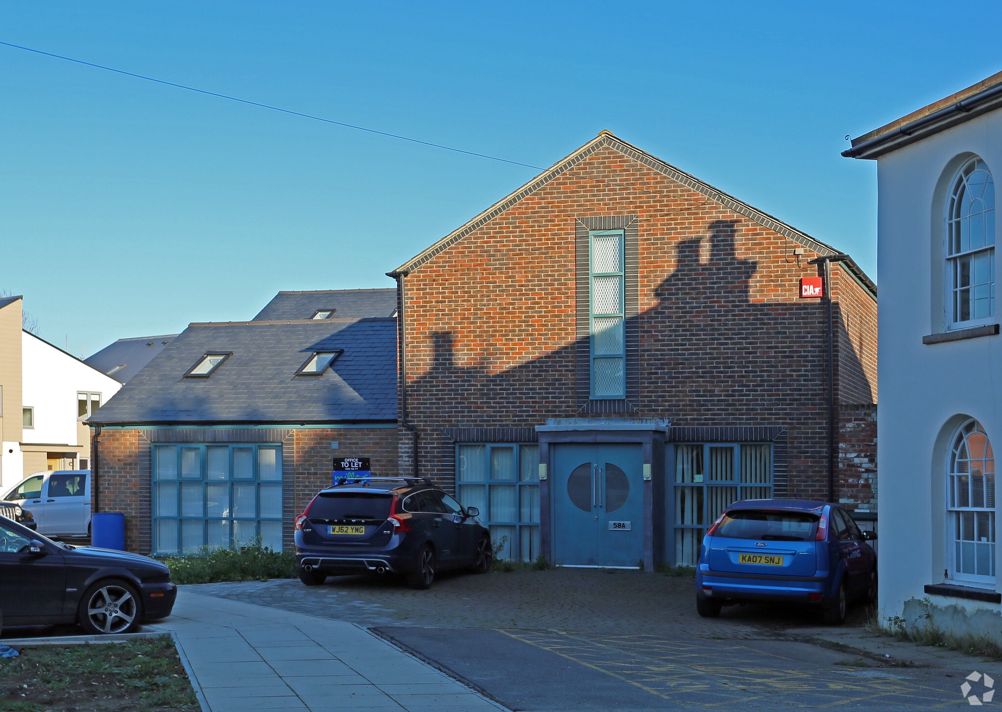 58A Station Rd, Hayling Island for sale Primary Photo- Image 1 of 5