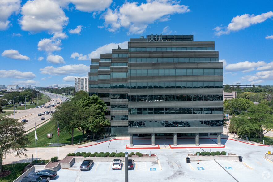 18W200 W 22nd St, Oakbrook Terrace, IL for rent - Aerial - Image 3 of 9